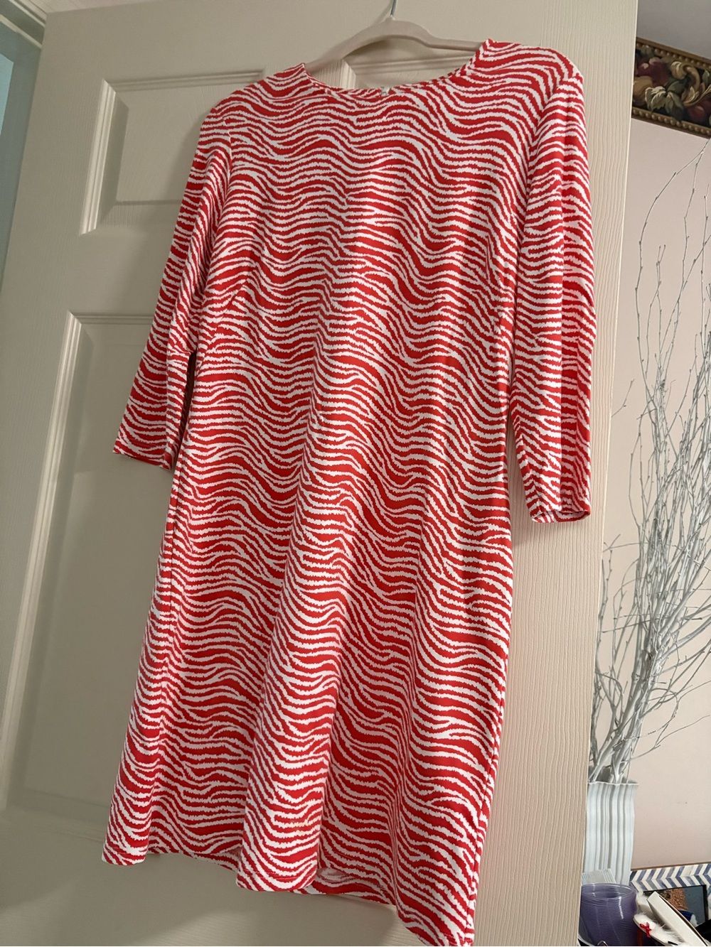 J. McLaughlin Red and White Wave-Print Midi Dress